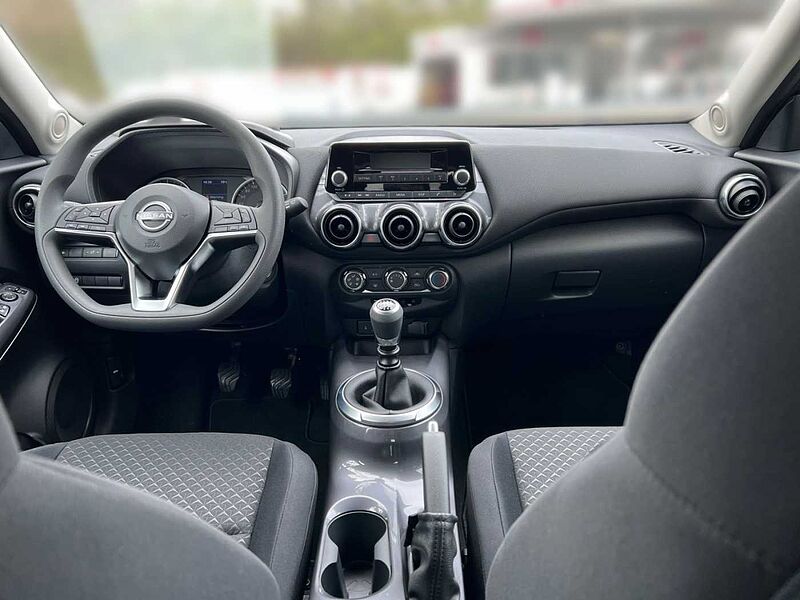 Nissan Juke VISIA 1.0 DIG-T 114PS 6MT Monoforme Sportsitze Verkehrszeichenerkennung