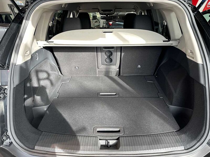 Nissan Navara N-GUARD 4x4 6MT Leder AHK Laderaumabdeckung 360° AVM