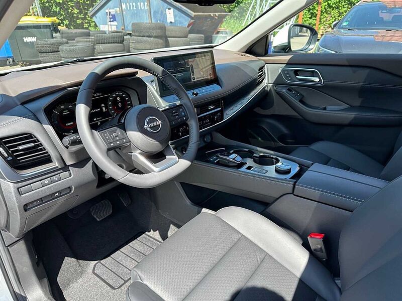 Nissan X-Trail 1.5 VC-T e-4ORCE 213PS 4x4 TEKNA Navi 360°Rundumsicht CarPlay Dachreling