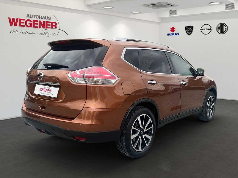 Nissan X-Trail Tekna 1.6/Leder/Navi/Totwinkel/Pano/LED